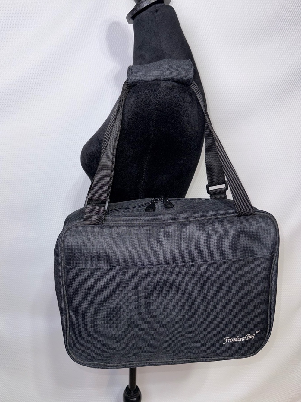 Freedom Bag QVC Travel Case Makeup Bag Organizer Toiletry Tote Straps Black VTG